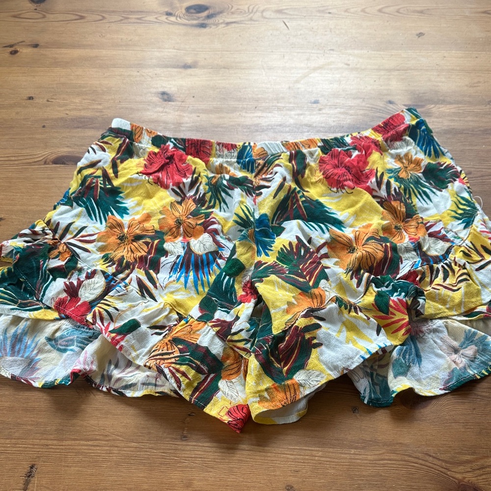 Ivy Jane Flirty Floral Women's Shorts